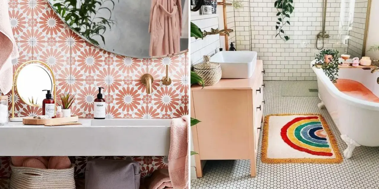 Une salle de bain bohème avec des carreaux floraux roses, un tapis arc-en-ciel et une baignoire remplie d'eau orangée.