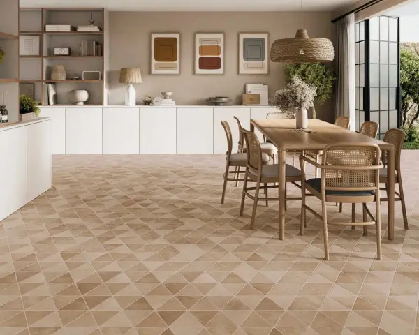 Salle à manger moderne avec sol carrelé géométrique. Poser du carrelage sur du carrelage peut présenter des inconvénients, mais ce sol est magnifique.