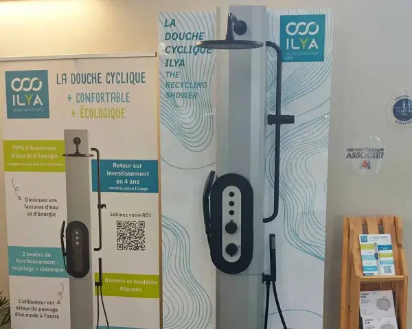 La douche cyclique ILYA, une solution confortable et écologique pour réduire votre consommation d'eau et d'énergie.